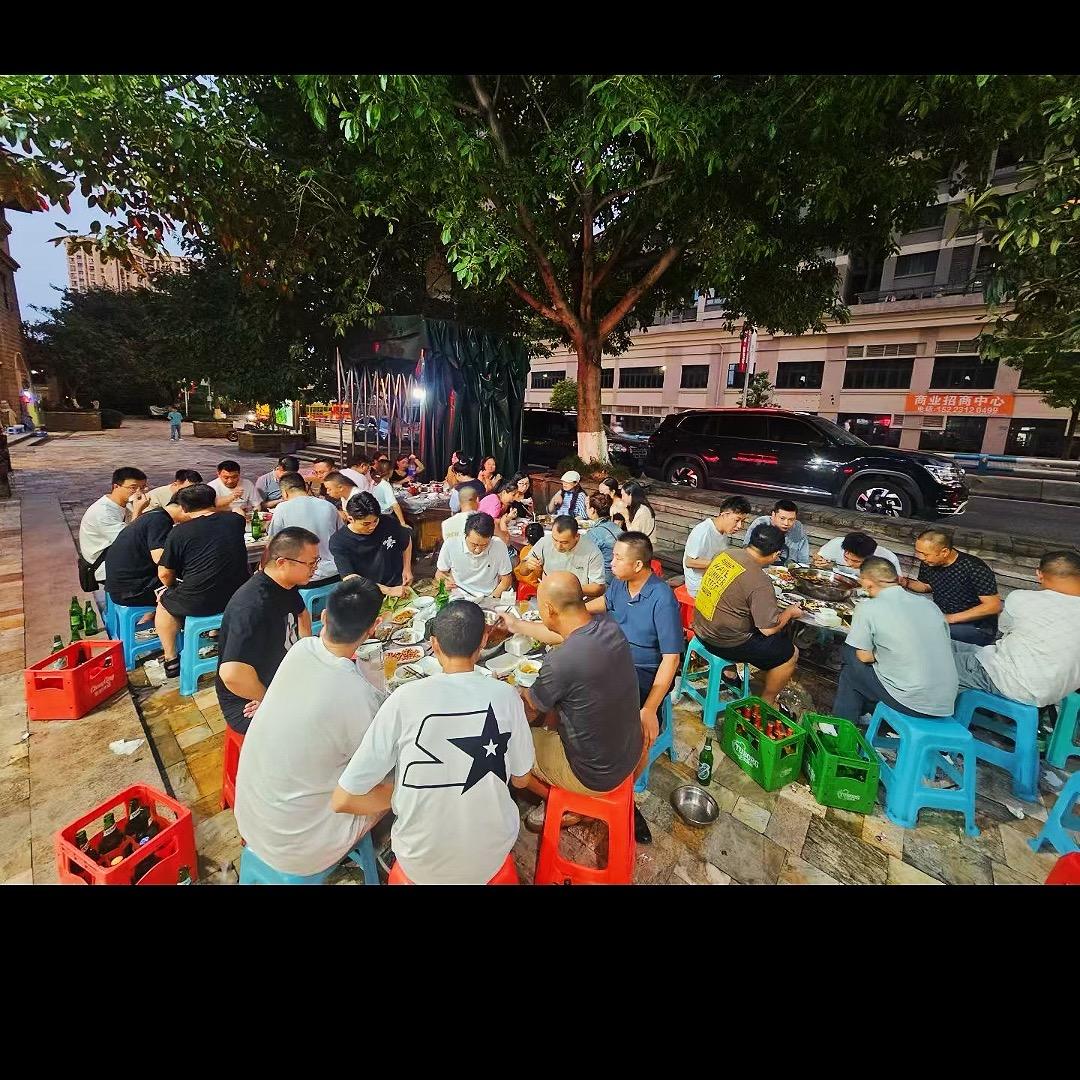 千里香土鲫鱼总店