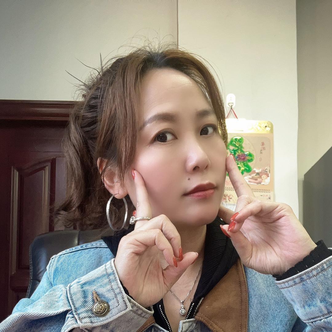 一如既往👩🏼‍🤝‍👨🏻