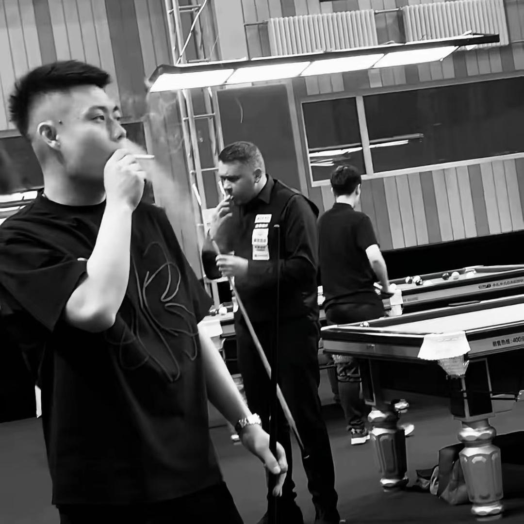 这屋谁叫张堃强！