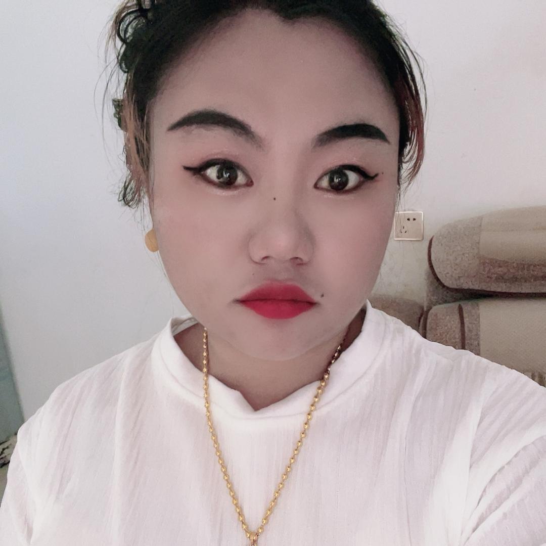 杨小姐@