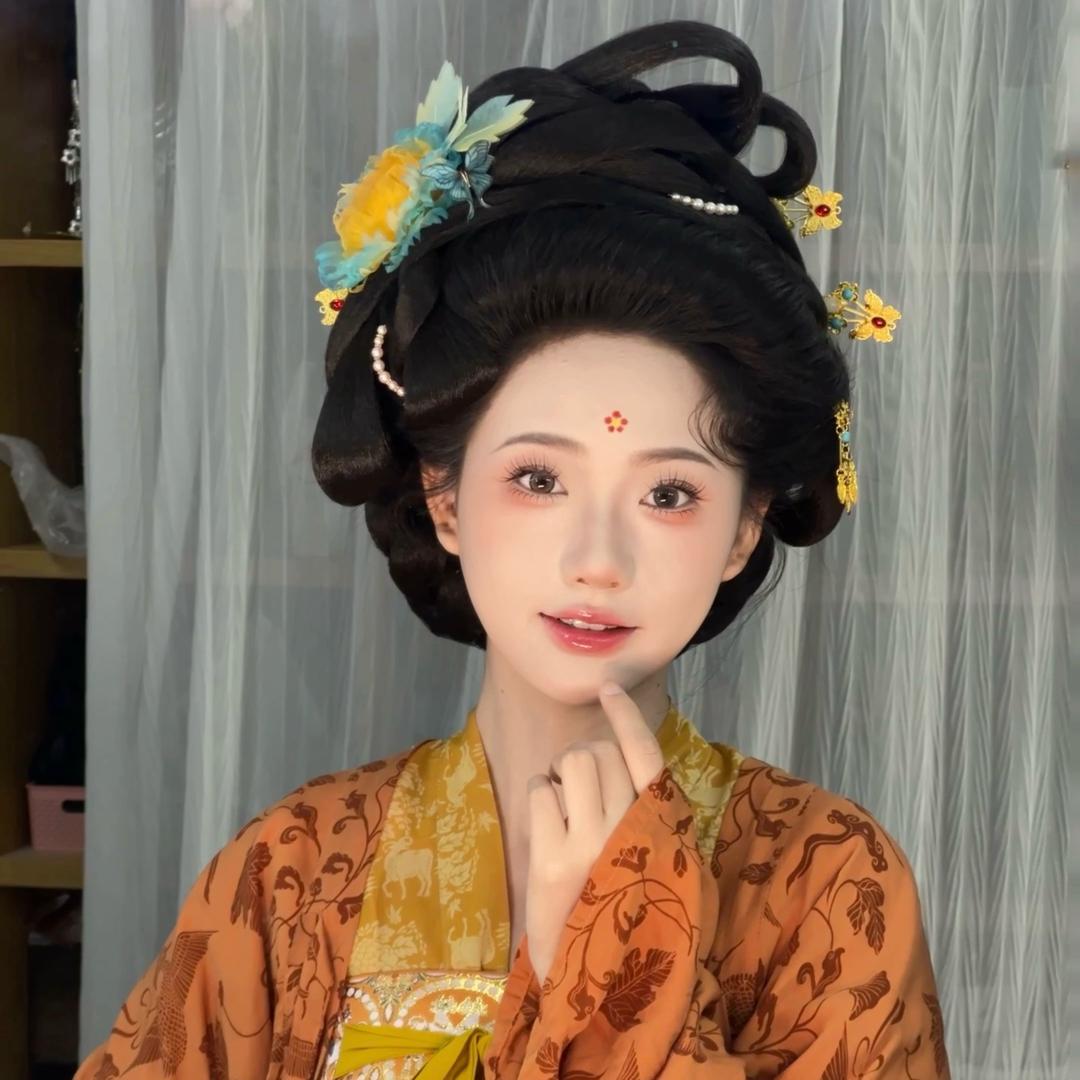 西安化妆师千悦