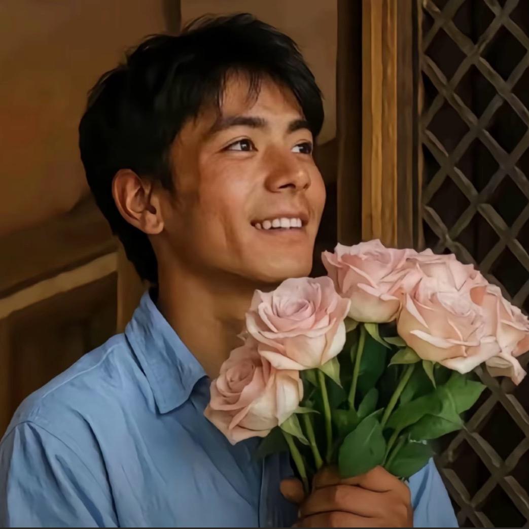沛灵小天才_💐（关注后投稿