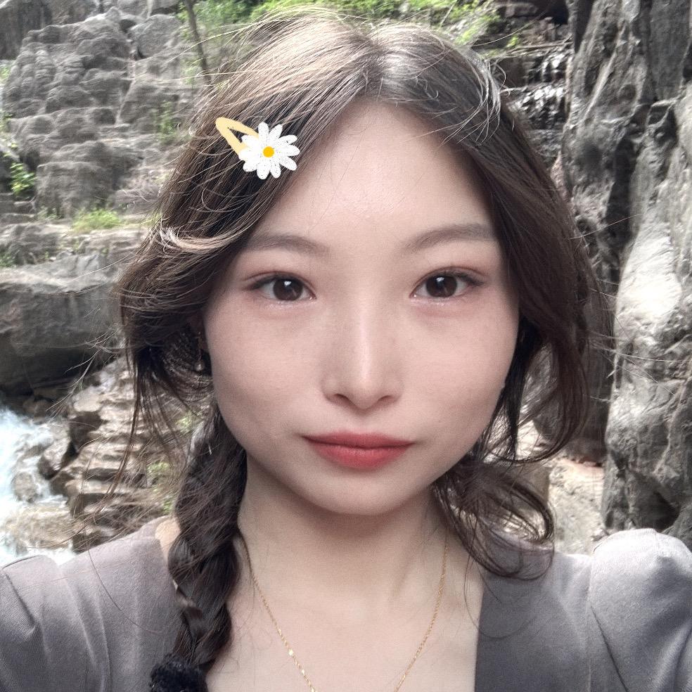 匸㕕