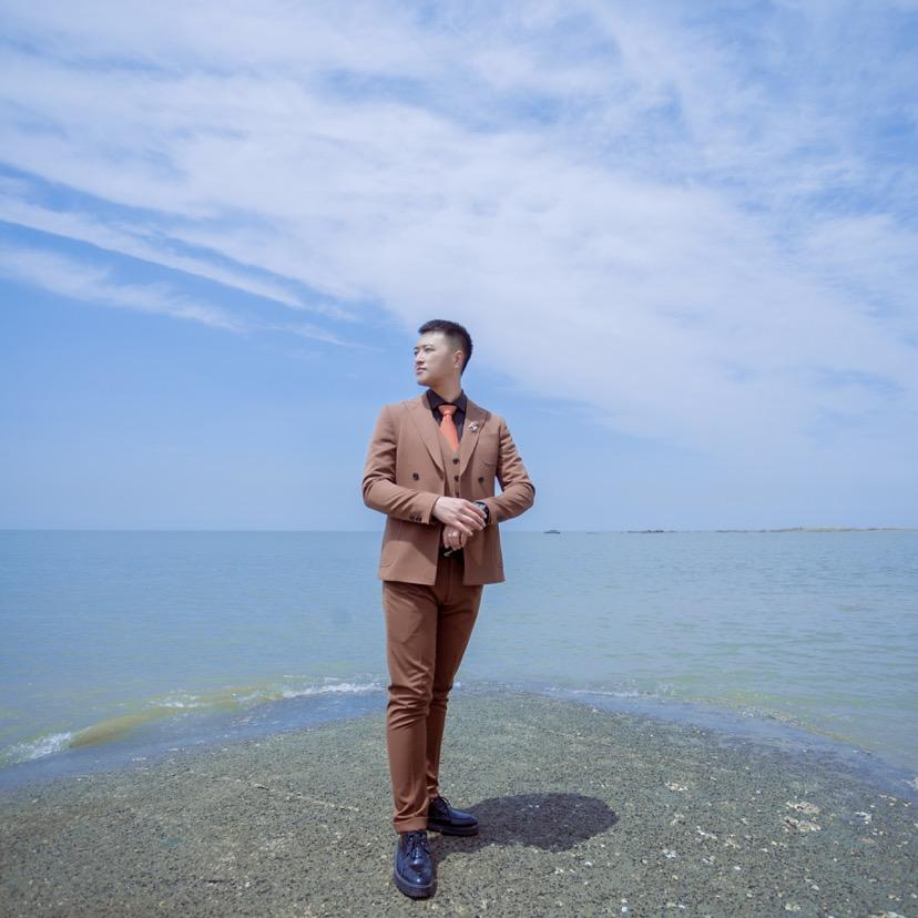 记录生活的黑胖