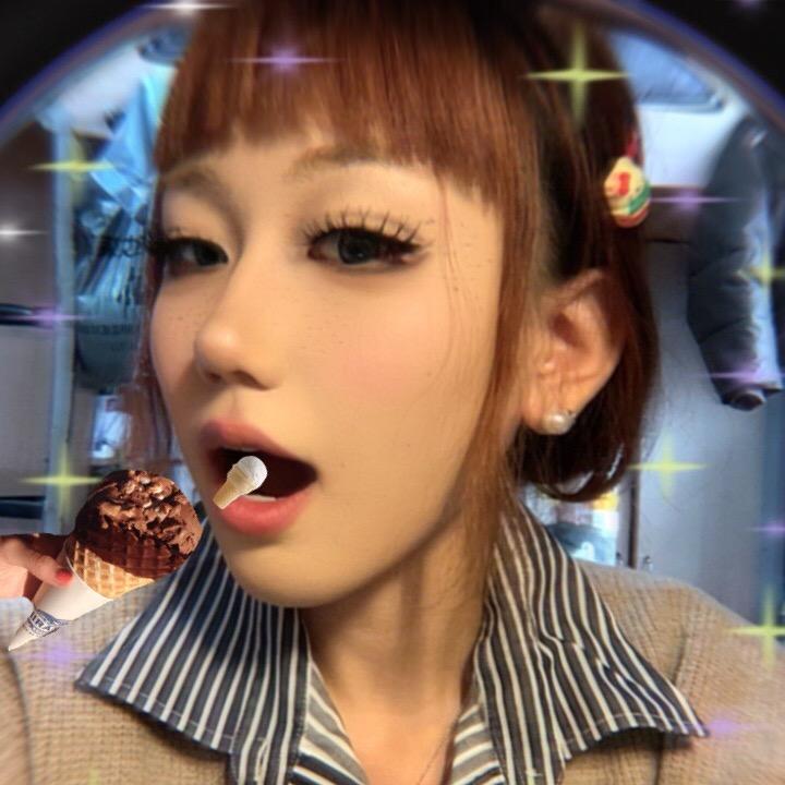 小圆子（想吃披萨汉堡版🍕🍔）