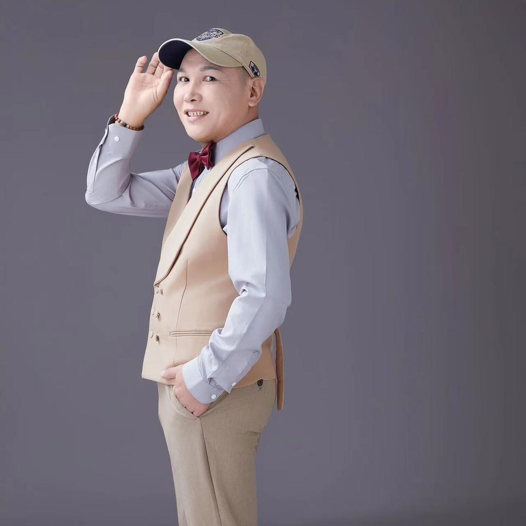 哈根哥（晚7点45直播）