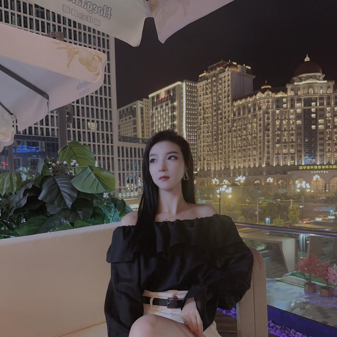 西宁公主指令女装店