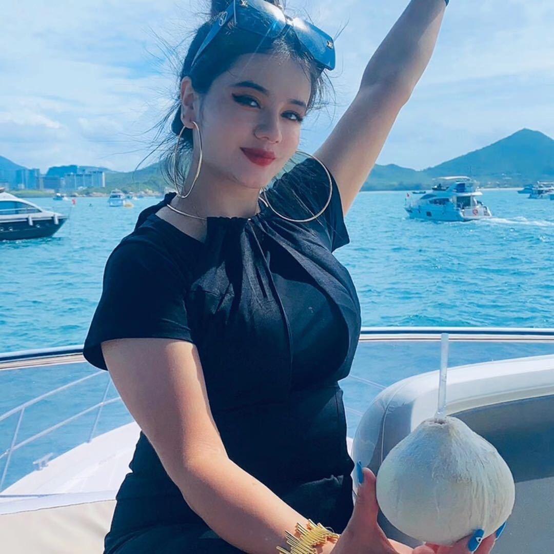 Arzu. 火锅❤️‍🔥🥘
