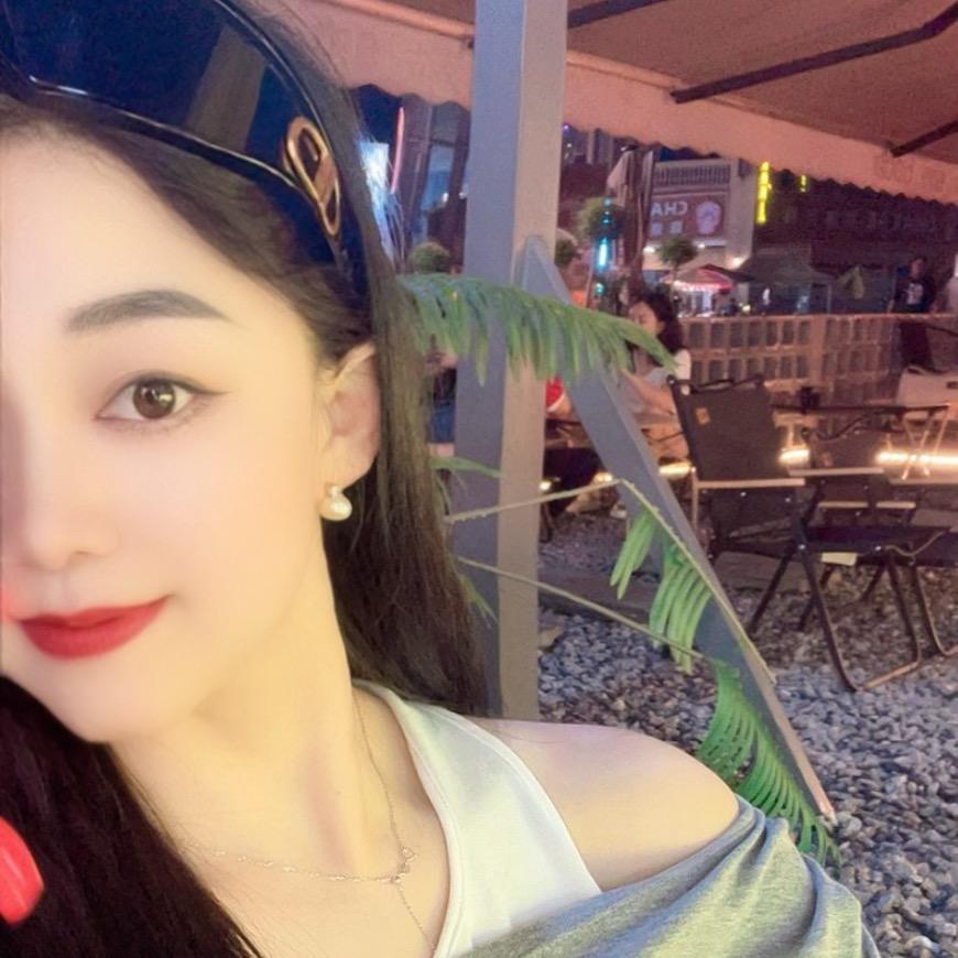 黄小姐💃