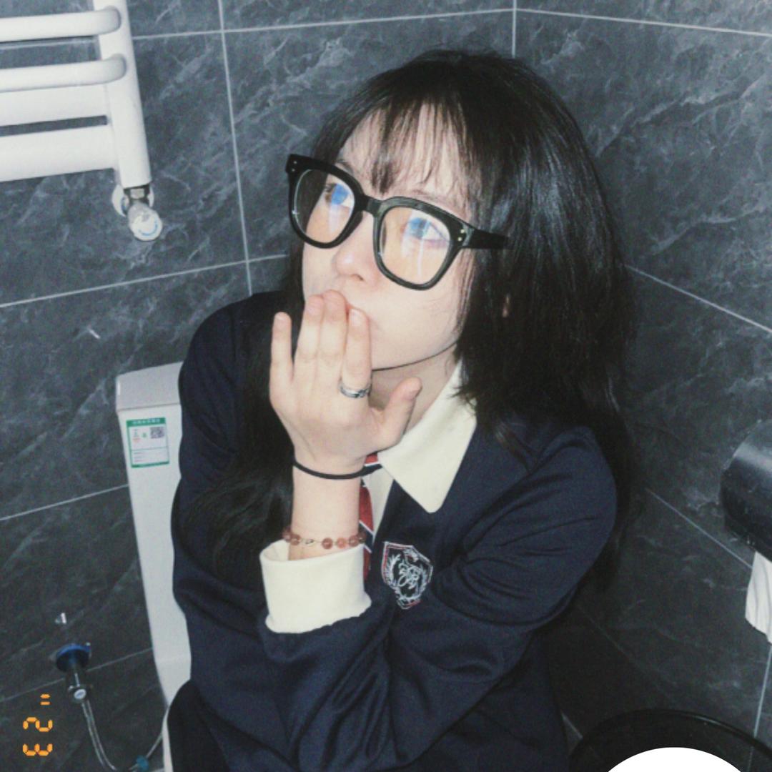 黎香菜-