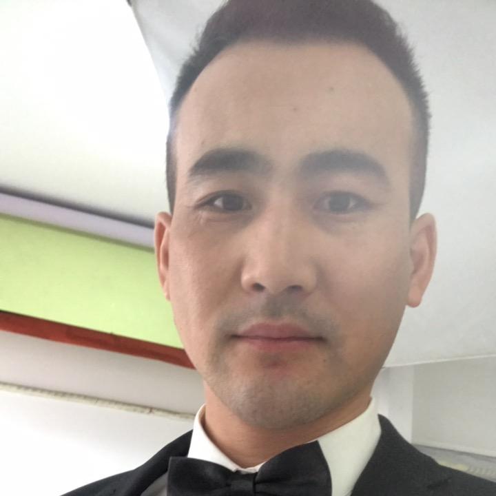 龙飞（爱冲宝）