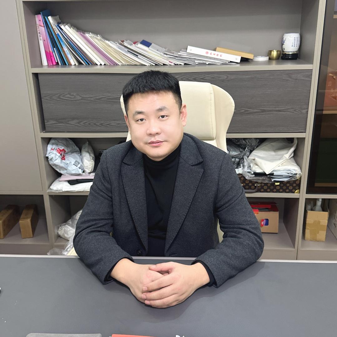 被逼疯的老板