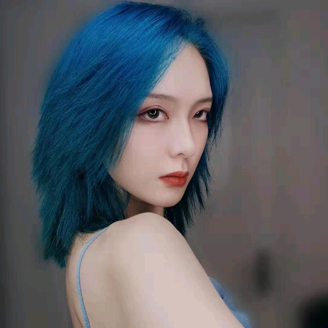 不语三三