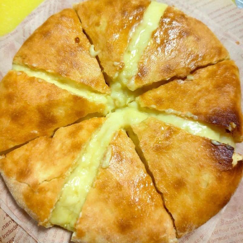 欧乐坊夜市爆浆芝士榴莲饼