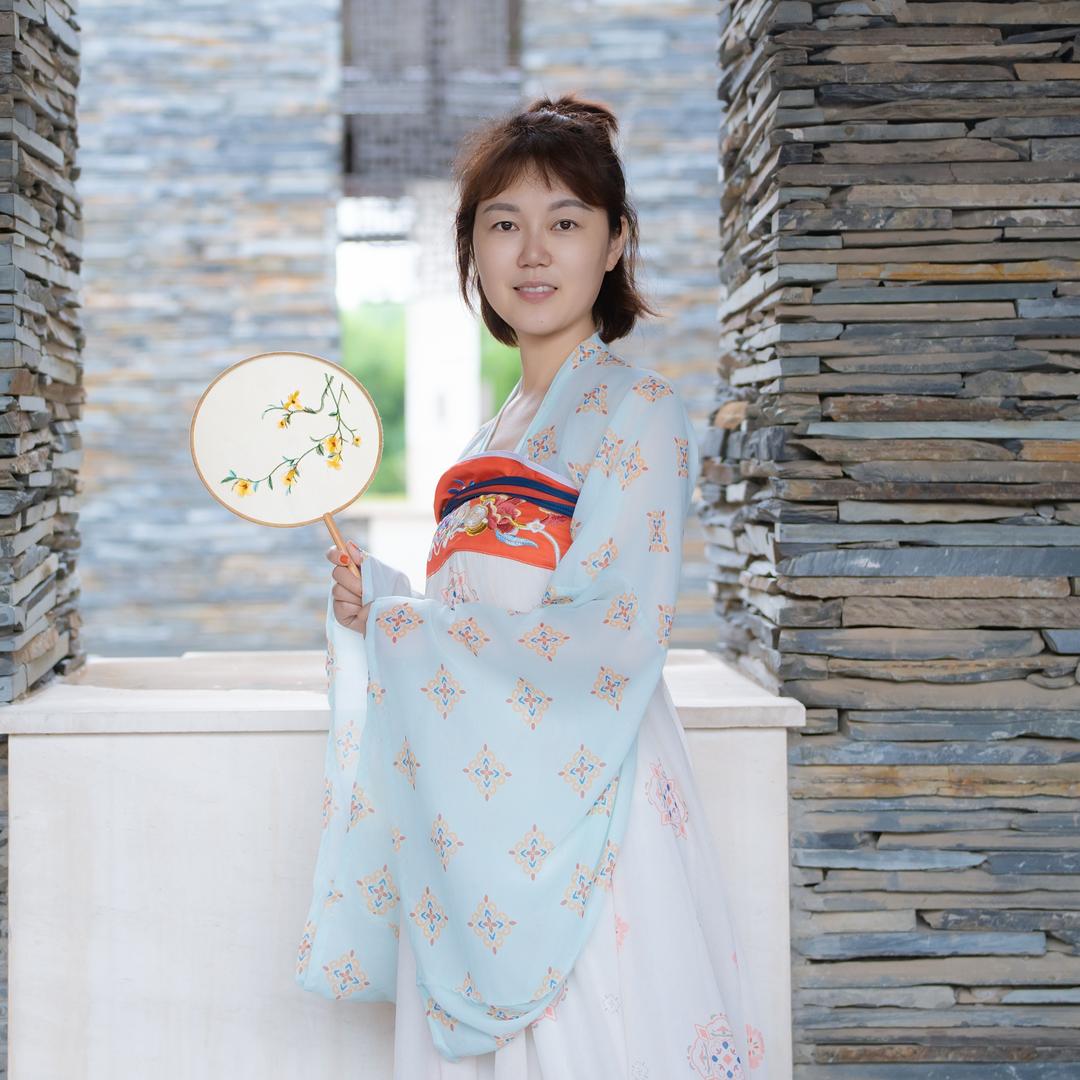 钱夫人莫闹