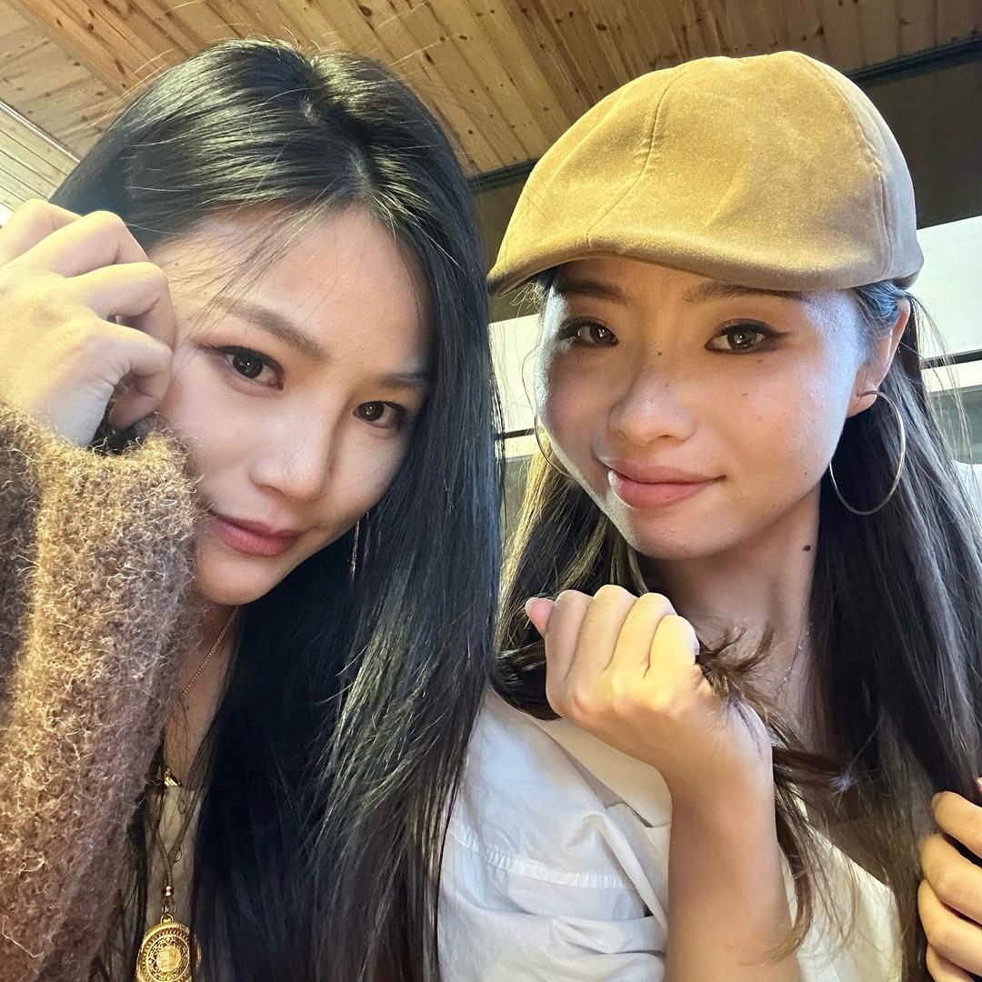 胡77
