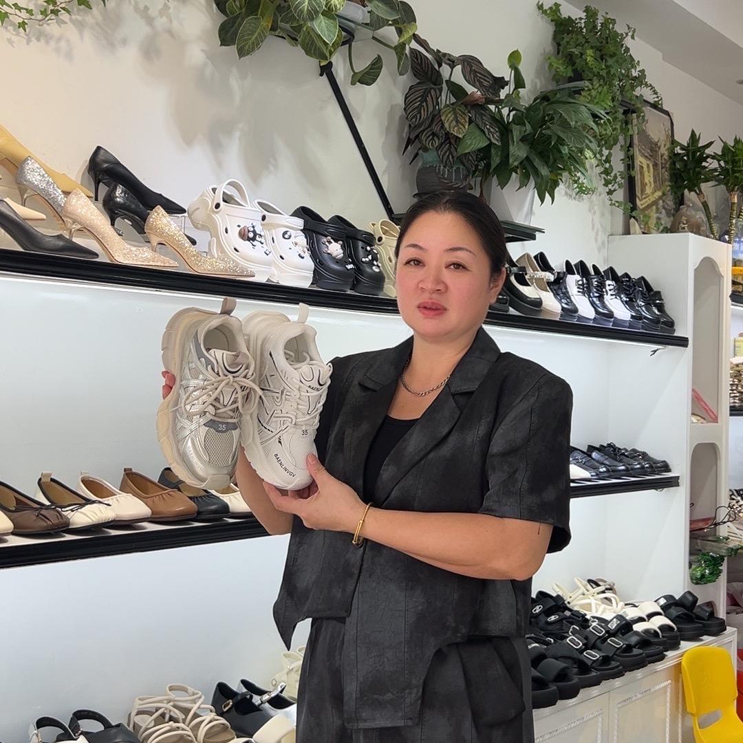 龙泉感受鞋店