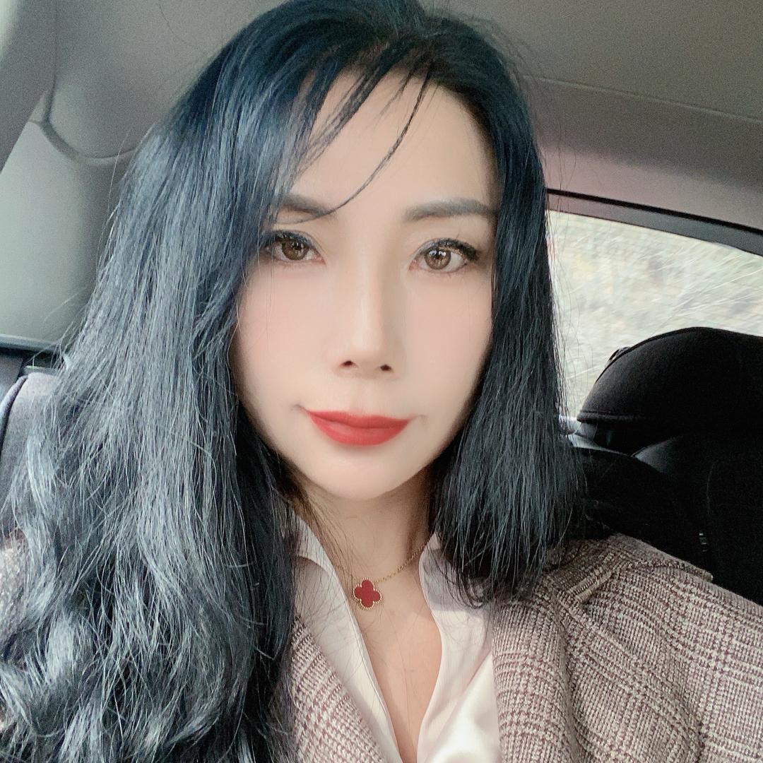 美霞姐（晚上10点18分开播）