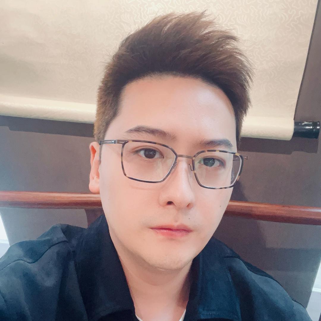 小李，收购名人字画