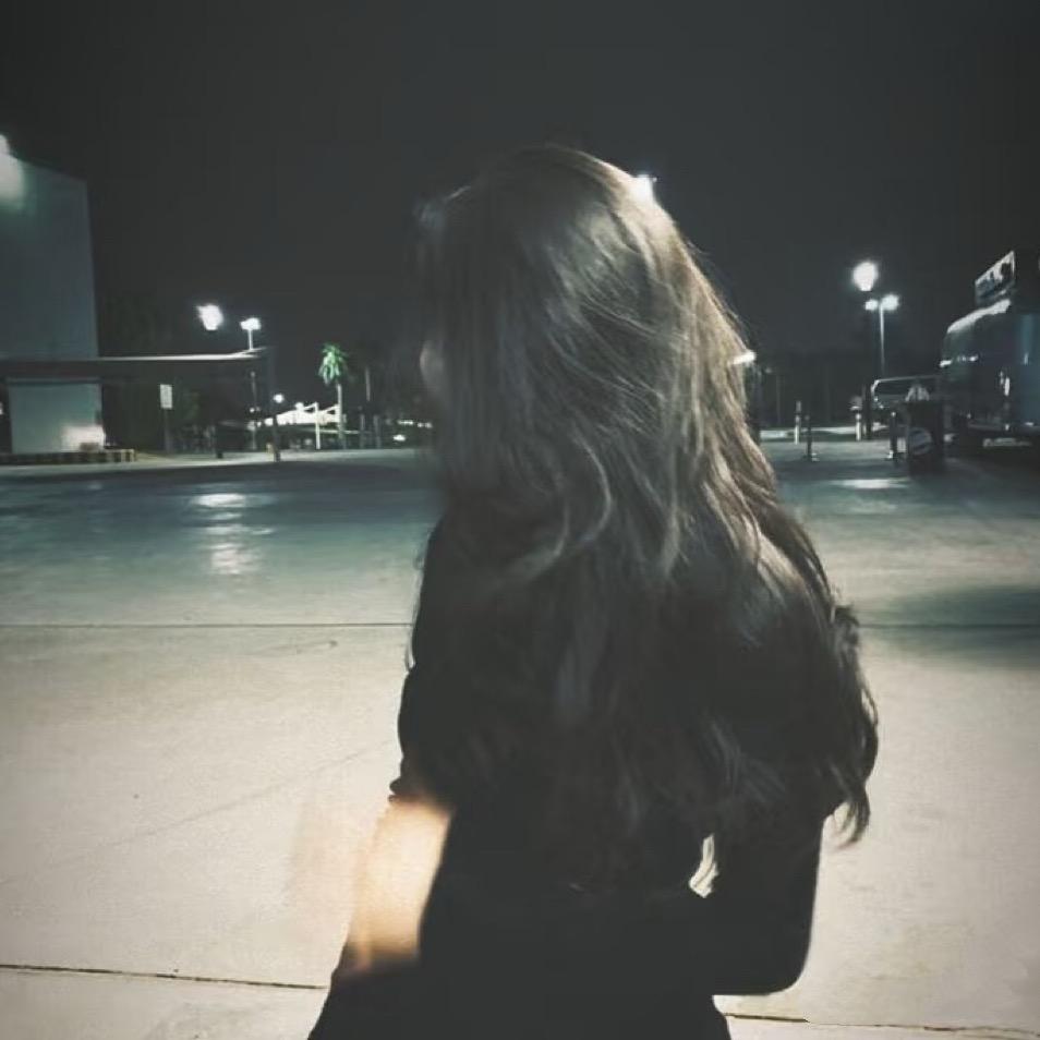 比奥利奥还傲的女子