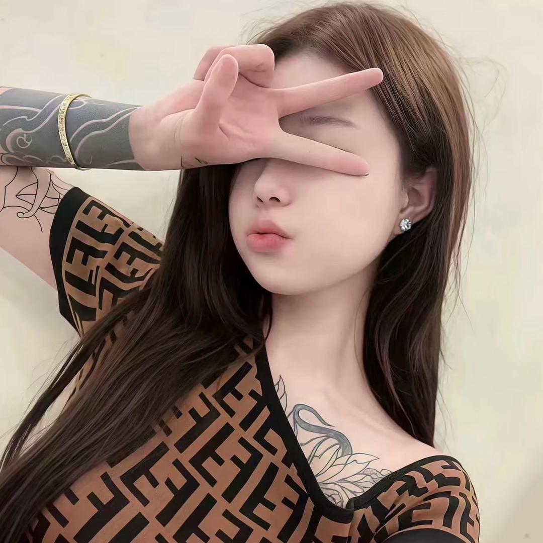 𝟳