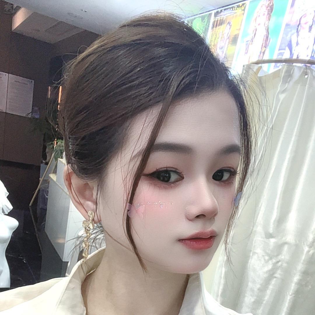 卖酒的小菇凉💗