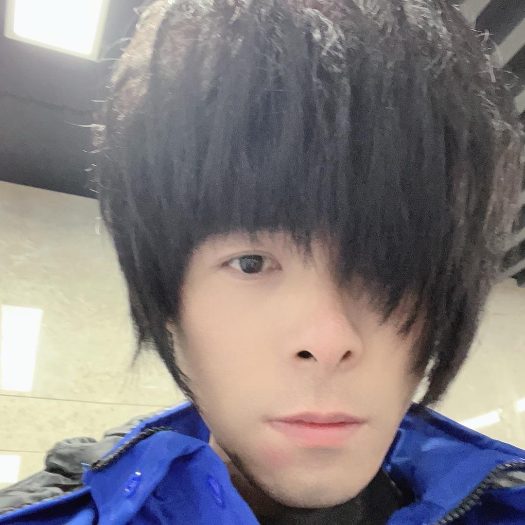 致青春小亦🎤