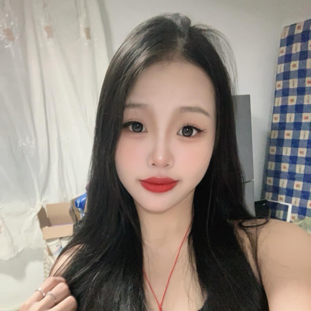 杨梅.