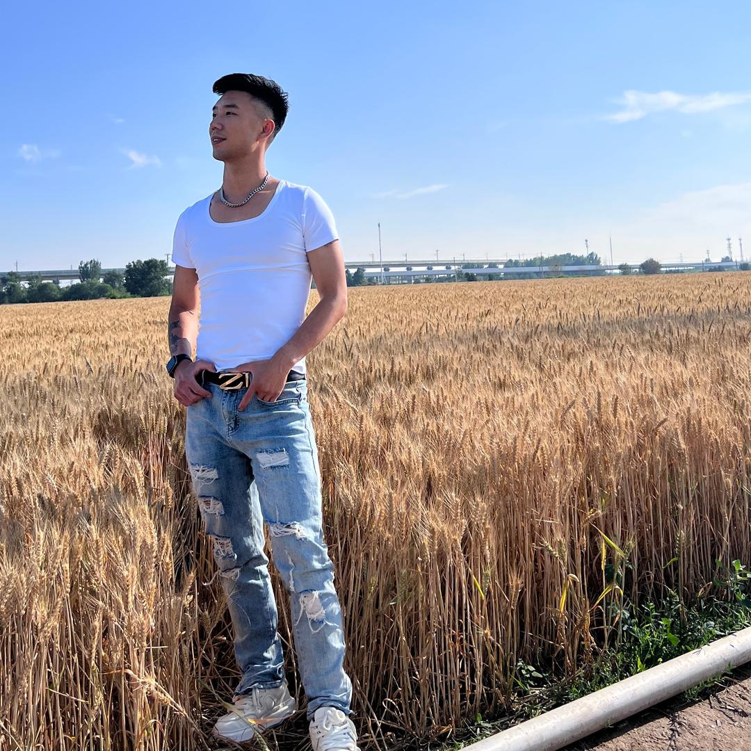 村口的托尼