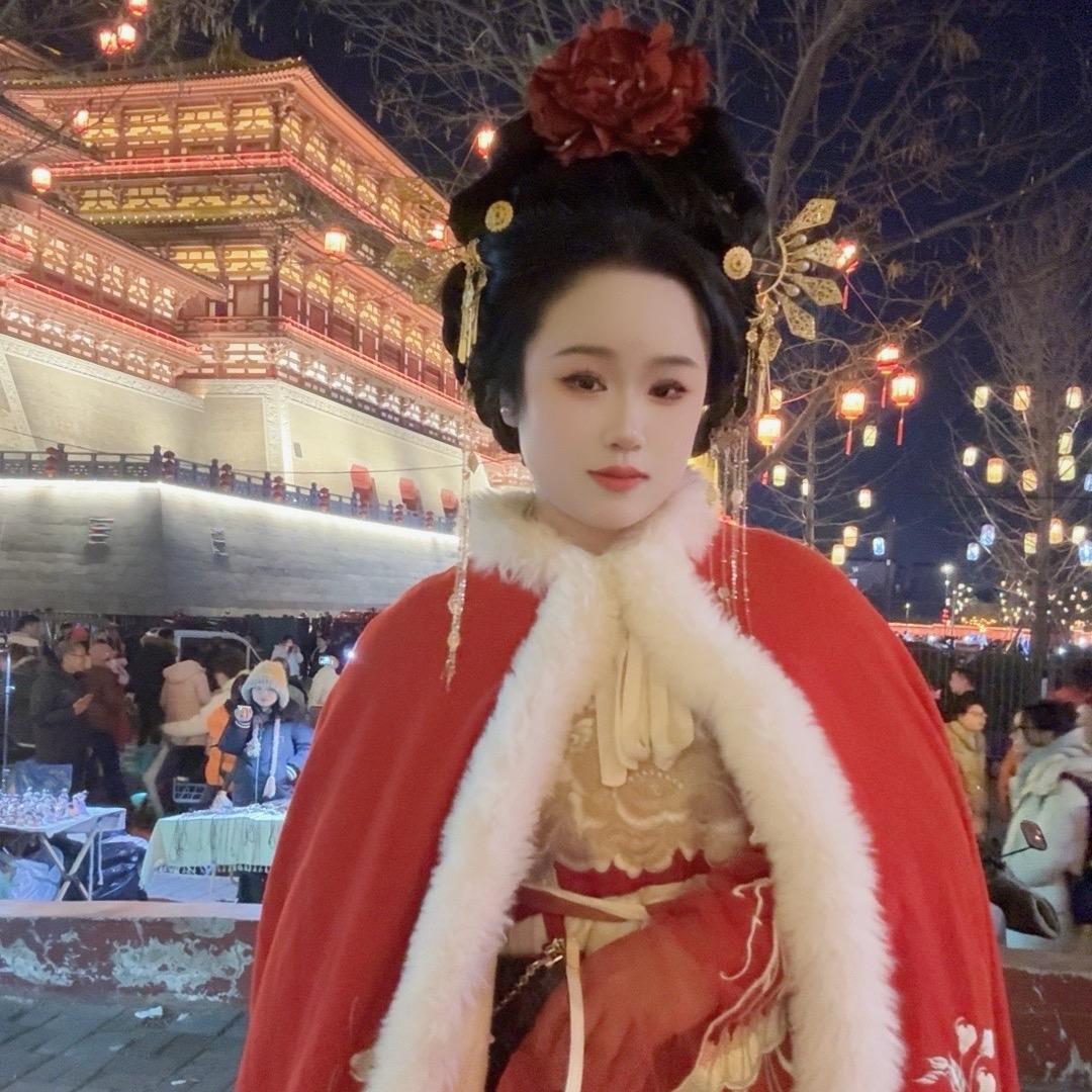 在下邱银银