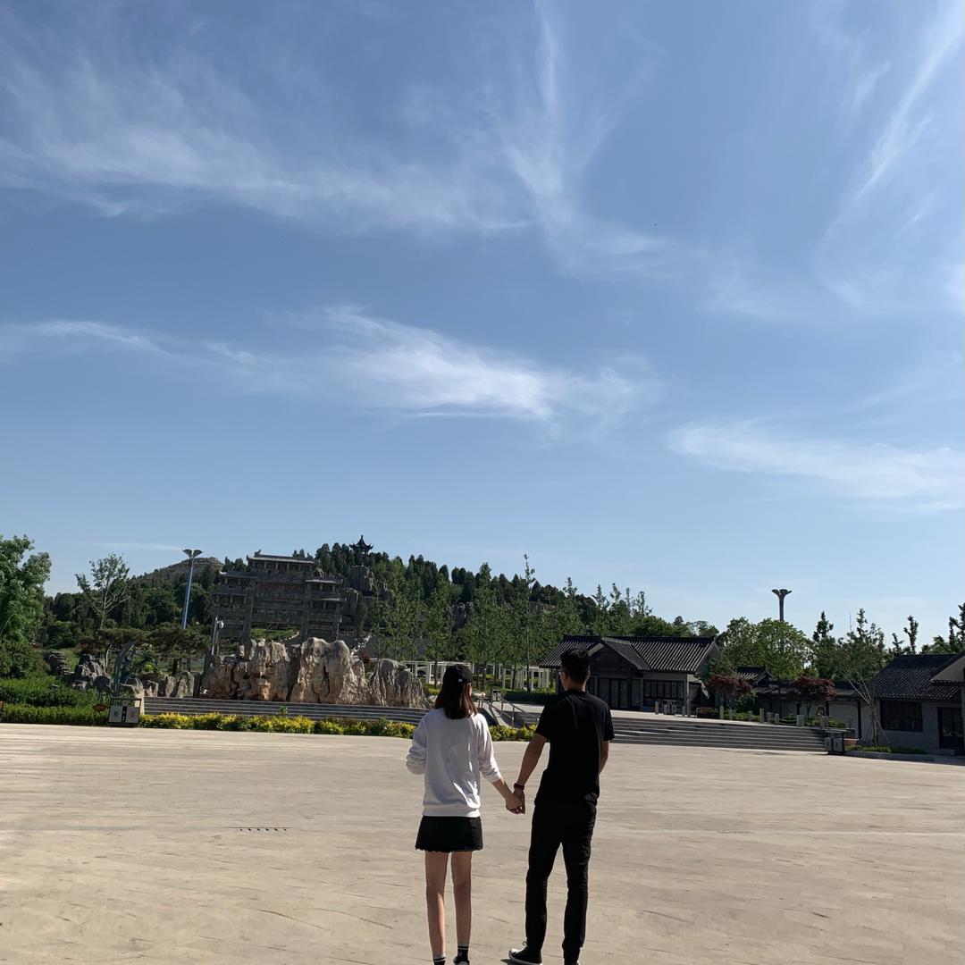 彭于晏老婆的老父亲💗