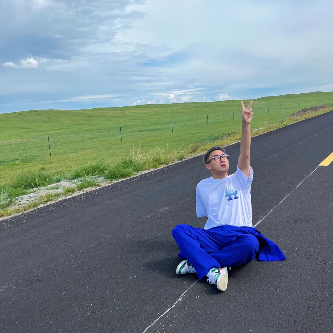 Ryon思
