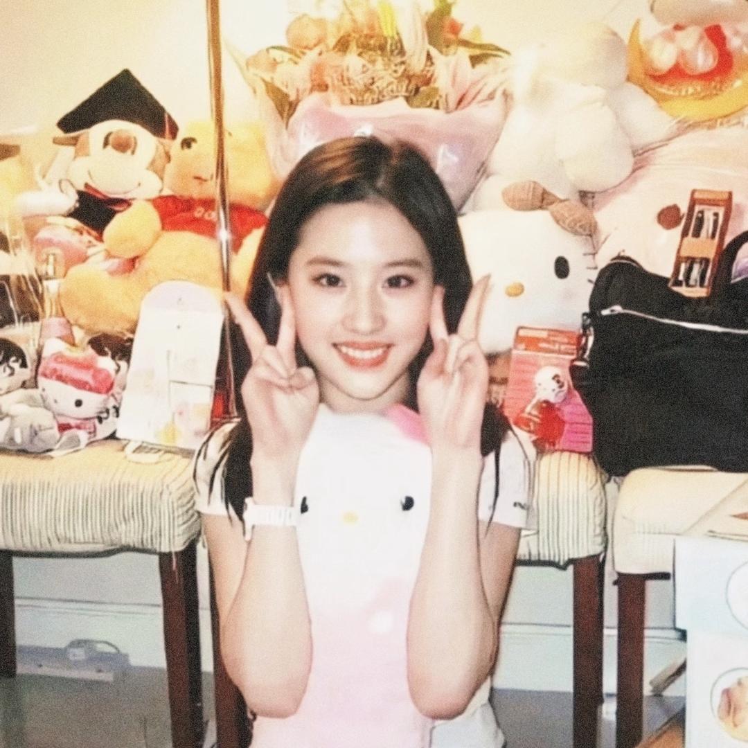 Qiqi🐳