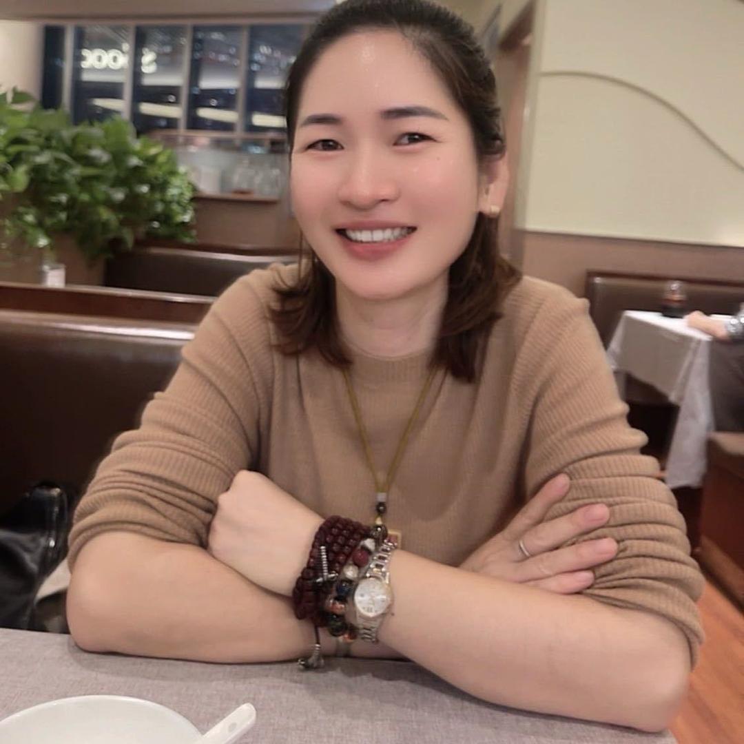 小廖婚纱礼服曰记