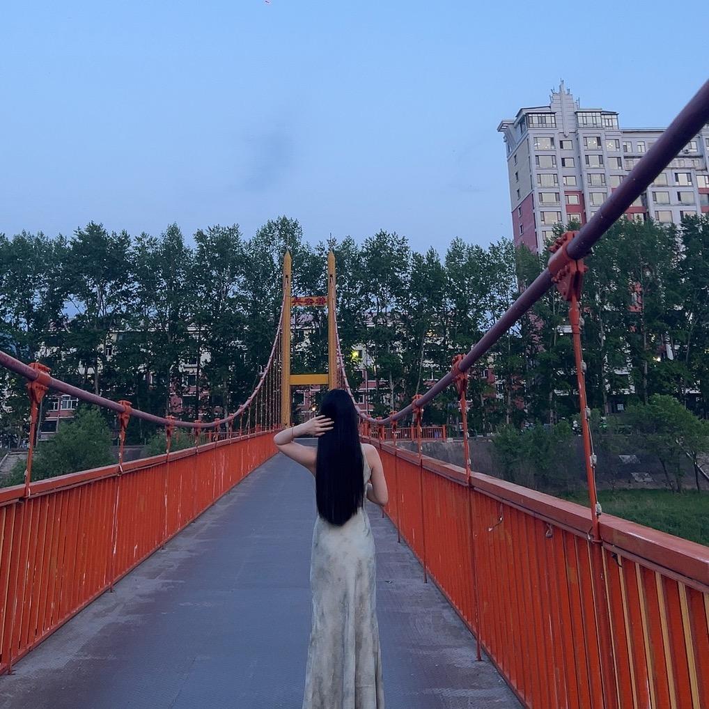 SIYU今天早睡了吗