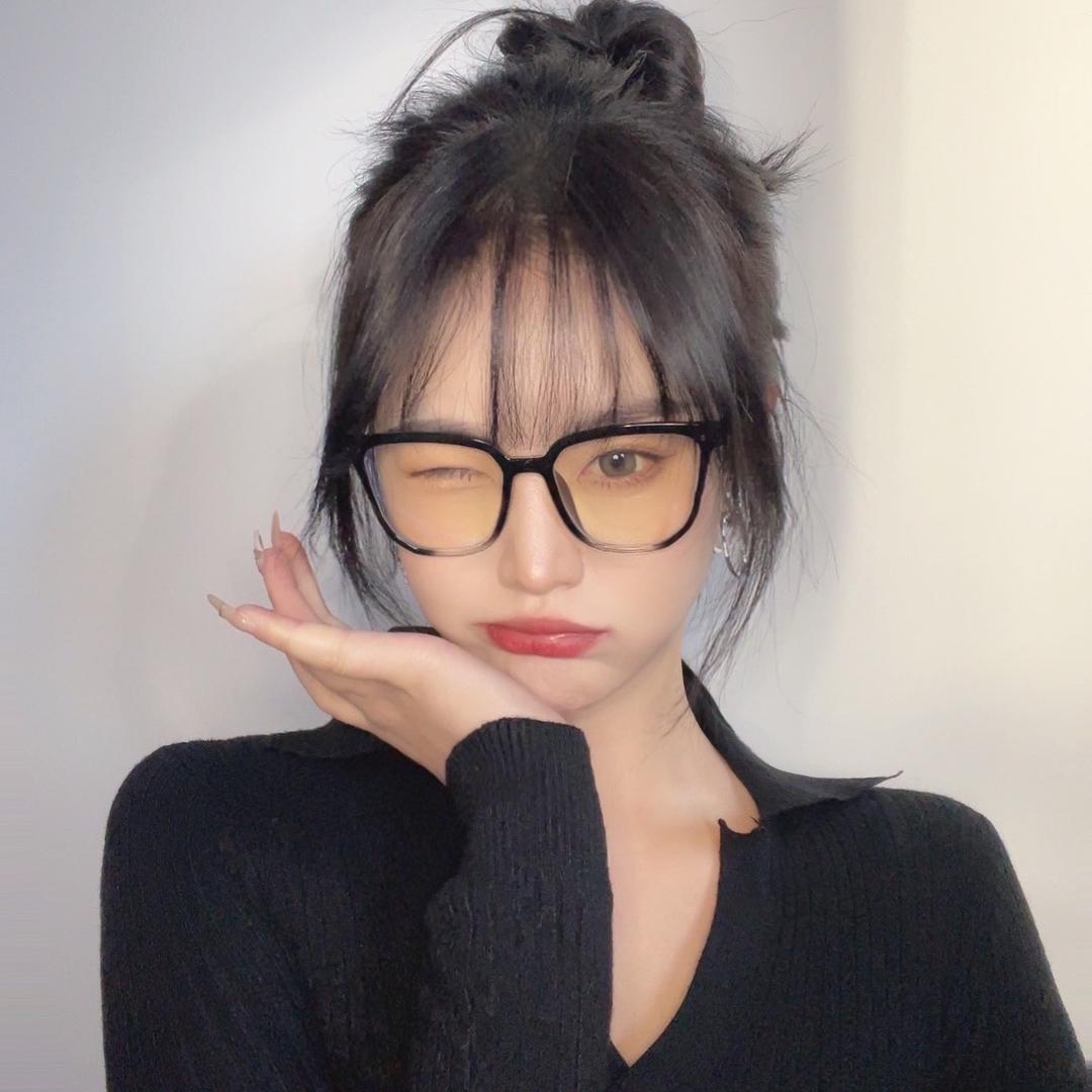 化妆师亚楠（跟妆礼服）
