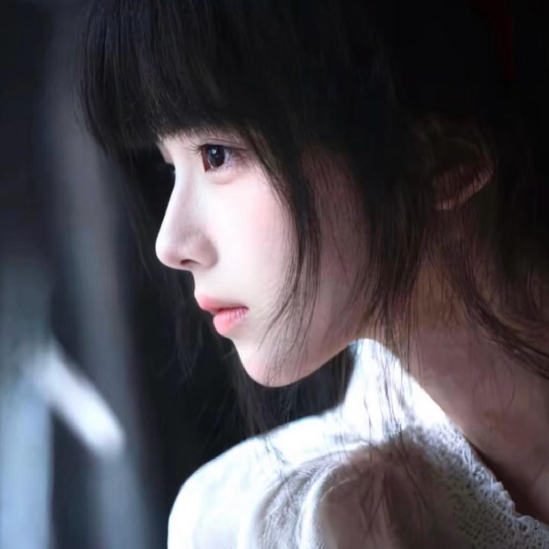 绘裙小奈