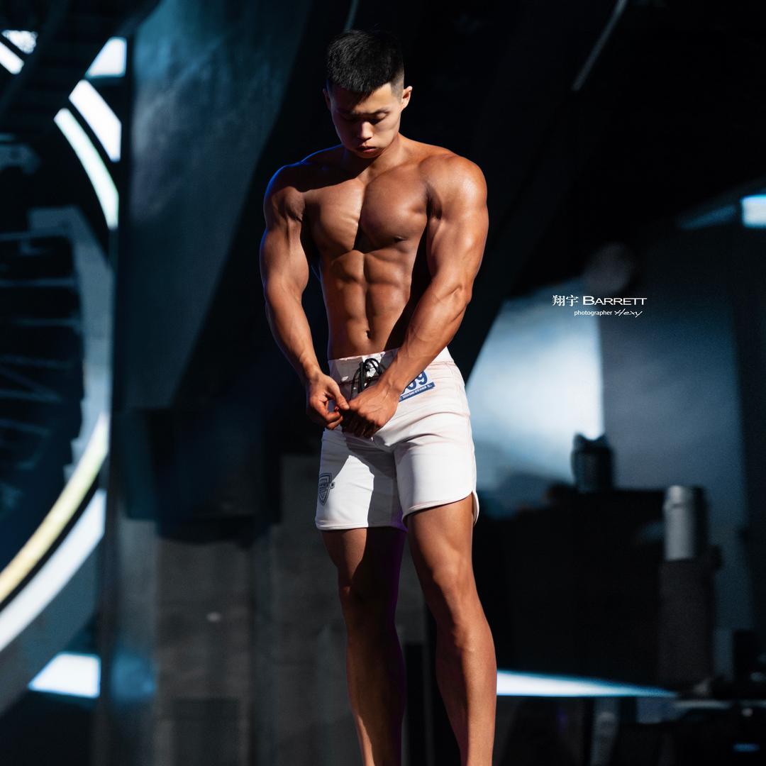 小小琦