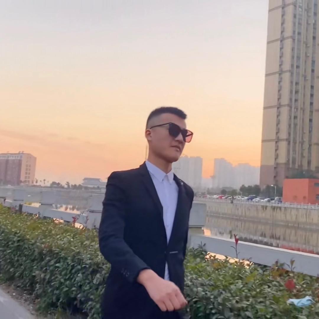 看直播关注湖北天亮(直播号)