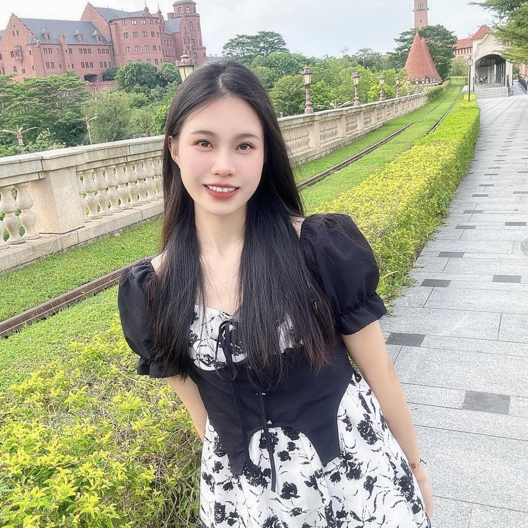 桃子 .