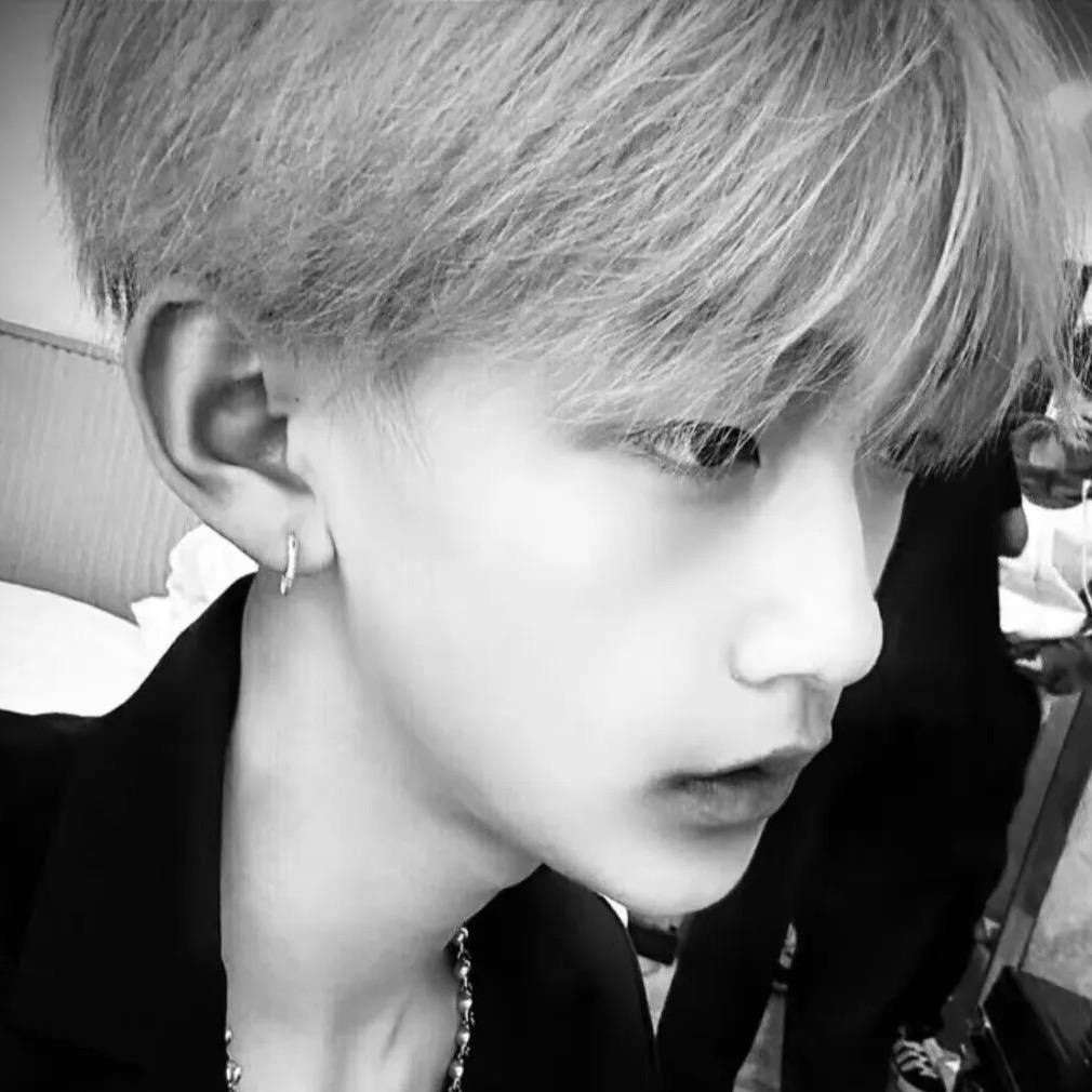 修🌙吧