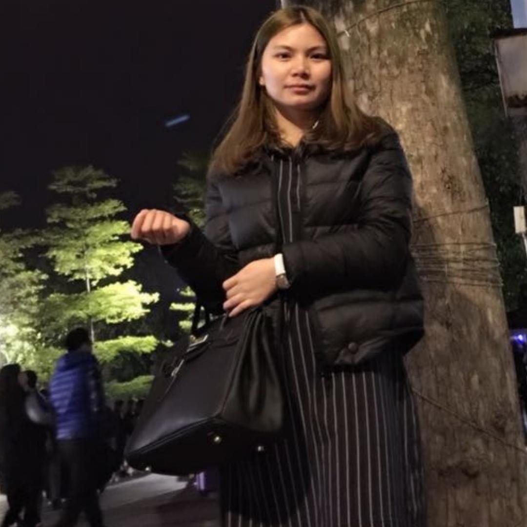 @阿霞路易斯美容美发