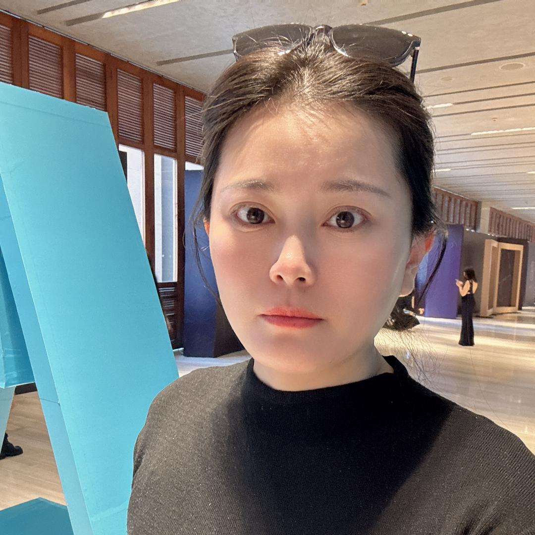 青岛新美业辉辉