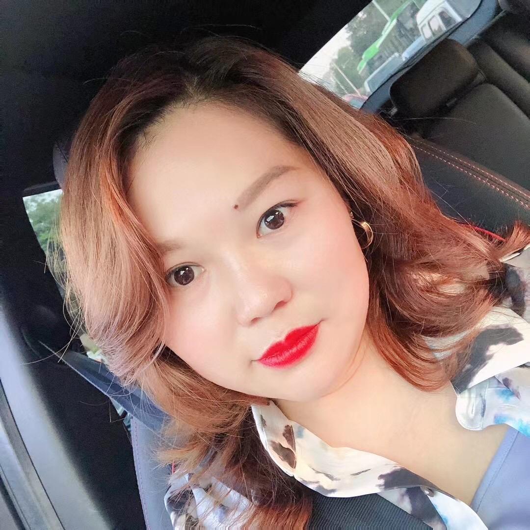 泸州颜姿皮肤管理——胡老师