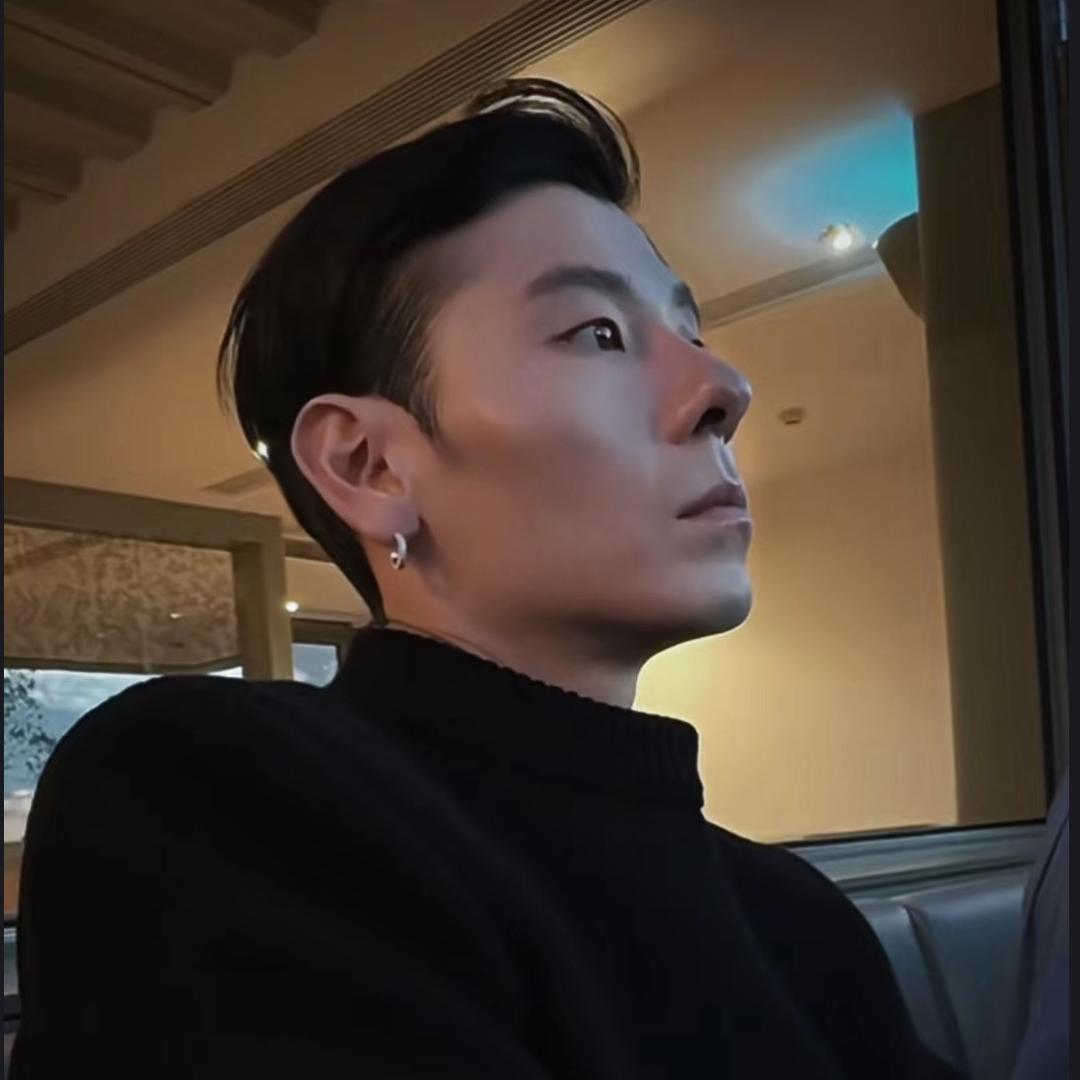 陈平安.