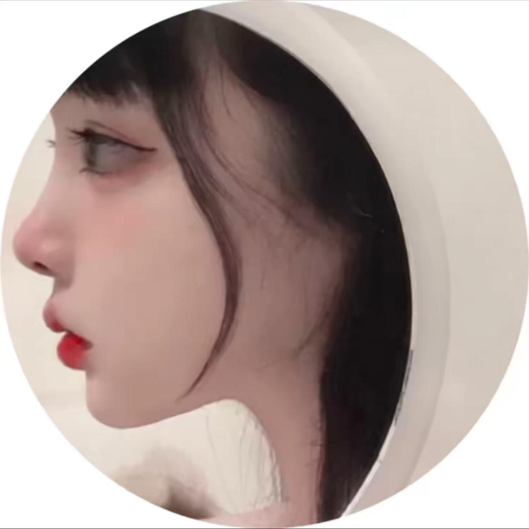 ʚ 是馨馨吖ɞ