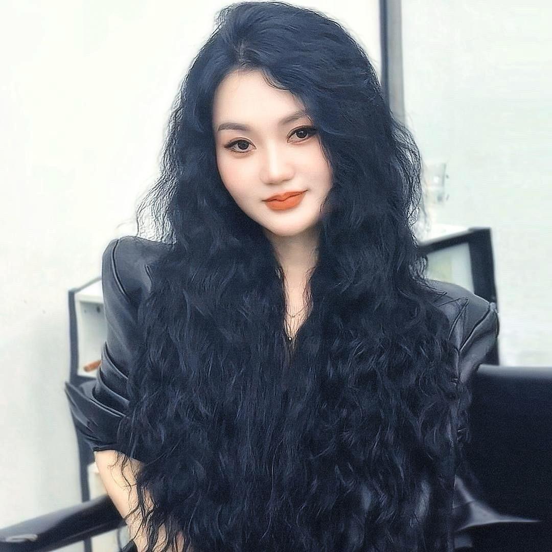 缅甸妹子在江西萍乡美甲美睫