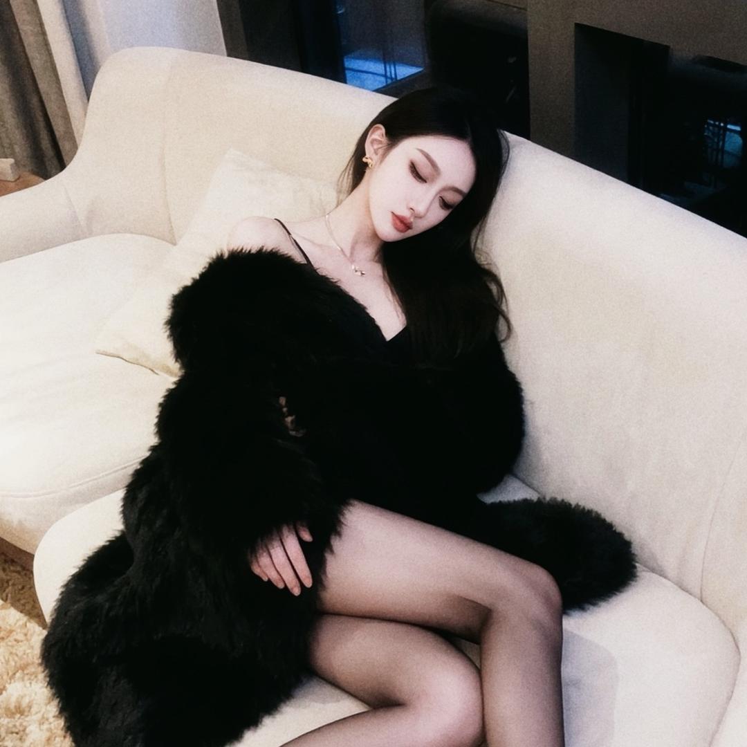 啵亿毕✨
