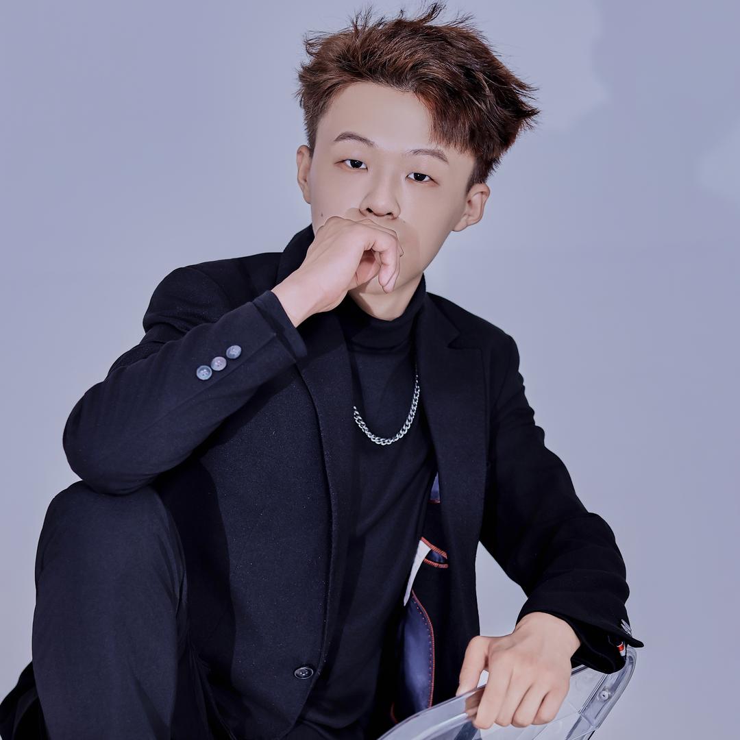 臻型发型设计官方号