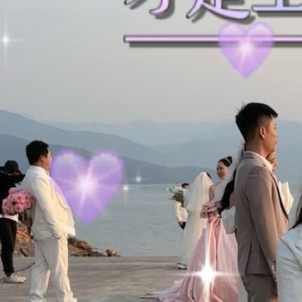 罗红